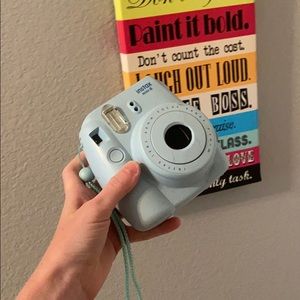 polaroid camera